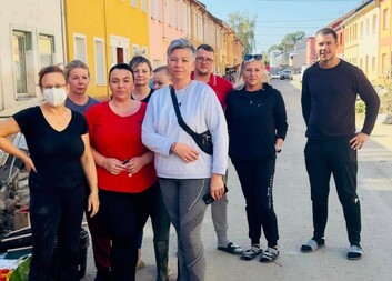 DEN 4. Charita Kopřivnice a Kavárna Vila Machů vyslyšely zoufalou prosbu z Krnova Libušína! 